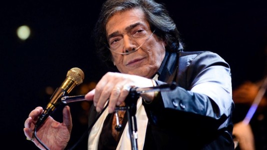 Cacho Castaña murió, resucitó y habló por radio con González Oro