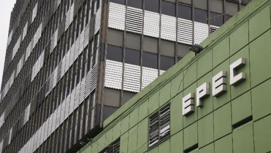 Inquilinos reclaman por los consumos estimados por Epec en 2018
