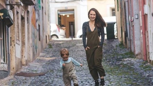 La mujer que pasó de ser vegana a darle carne cruda a su hijo de 2 años