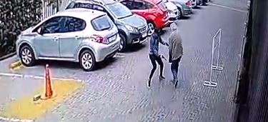 VIDEO: Tiros y asalto frustrado en el centro comercial Espinosa Mall