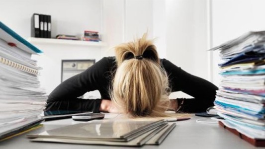 Más del 40 por ciento de los trabajadores argentinos sufre "agotamiento laboral"