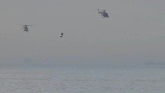 "El hombre volador"cruzó el canal de la Mancha con su tabla