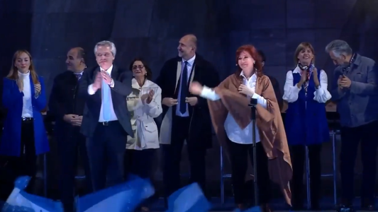 Alberto Fernández cerró su campaña en Rosario: "Con Cristina no me peleo más"