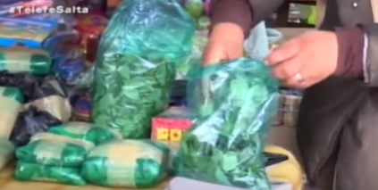 Por la disparada del dólar, la coca se fue a las nubes en Salta