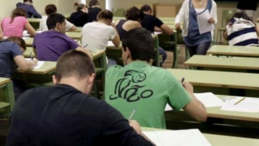 Conmoción en San Francisco por tres alumnos acusados de violar a un compañero