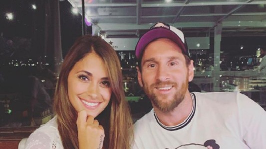 La romántica foto de Antonela Rocuzzo y Messi con un invitado especial