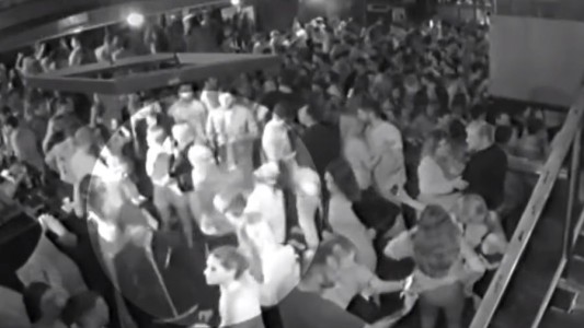 VIDEO: Un joven internado por el golpe de un relacionista público en un boliche