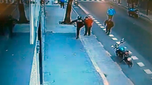 Liberaron al policía que mató de una patada a un hombre