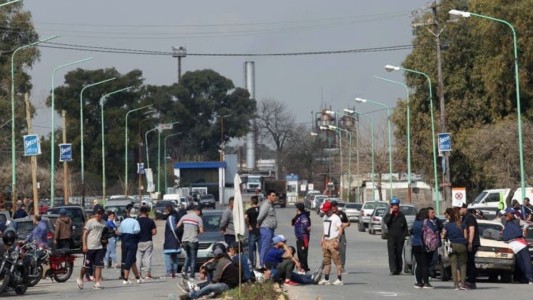 Enfrentamiento a los tiros en una interna de la UOCRA de YPF Ensenada