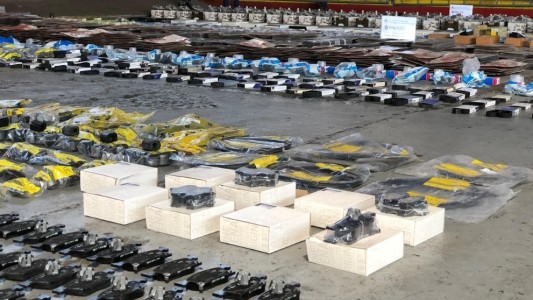 Secuestraron casi 200 mil repuestos de auto truchos valuados en 79 millones de pesos