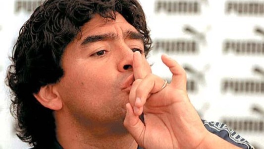 Maradona dijo que "sería un honor dirigir en mi país" y niega rechazo a Gimnasia