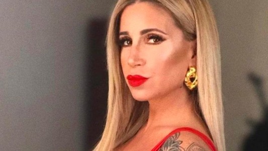 Florencia Peña imitó la foto íntima de Pampita con su novio