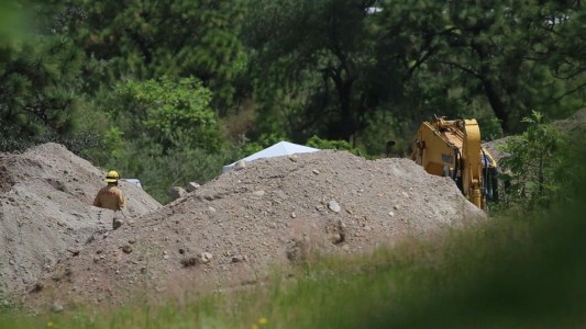 México: macabro; encuentran 29 cuerpos en bolsas en fosa clandestina