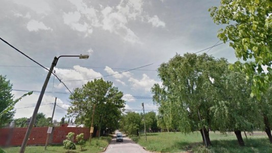 Fue a ver a su amigo y lo encontró asesinado en la cama