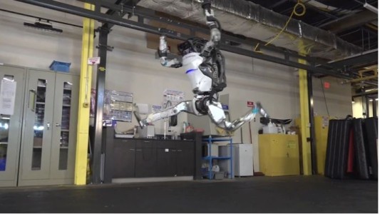 El robot Spot ejecuta piruetas “humanas”