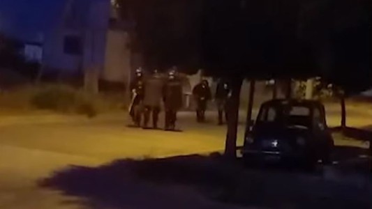 VIDEO: Pedradas y tiros tras denuncia de violación de un niño de 4 años
