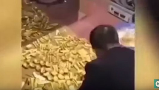 Un funcionario chino detenido: tenía más de 13 toneladas de oro en su poder