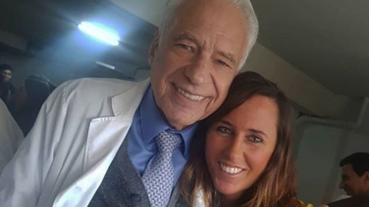 El doctor Cormillot se casa con su novia, 48 años menor que él