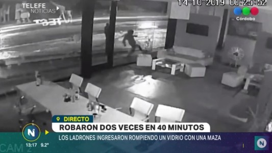 VIDEO: a mazazos y patadas, rompieron el vidrio y vaciaron una agencia de viajes