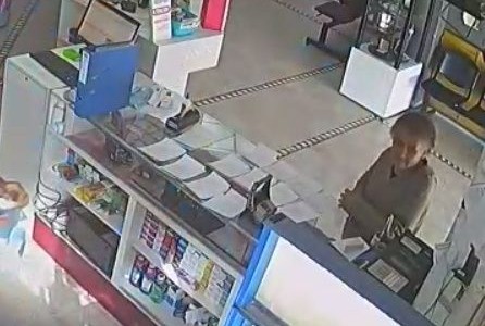 Una abuela cayó presa por robar una billetera con 20 mil pesos