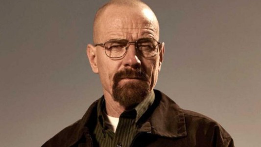 Bryan Cranston está dispuesto a participar en "Better Call Saul"