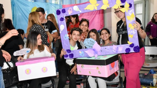 Egresados solidarios: alumnos de cinco escuelas sanjuaninas colaboraron con jóvenes futuras mamás