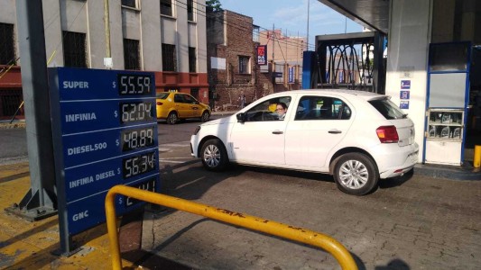 Desde hoy jueves, los combustibles aumentaron un 5%