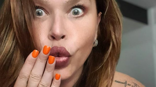 La foto de Nazarena Vélez al natural y en colaless en la pileta: "Siempre en qlo, nunca inqlo"