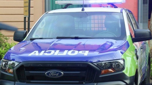 Encuentran a una mujer degollada y con un cuchillo clavado en un ojo en una verdulería