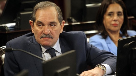 Conmoción en Tucumán: una sobrina de Alperovich lo denunció por violación