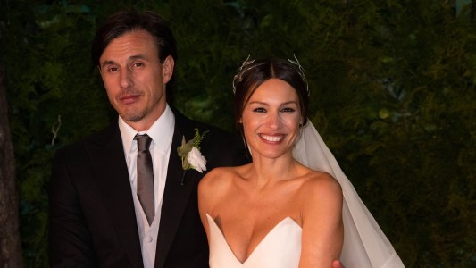Emocionada hasta las lágrimas: la foto del casamiento de Pampita que se volvió viral