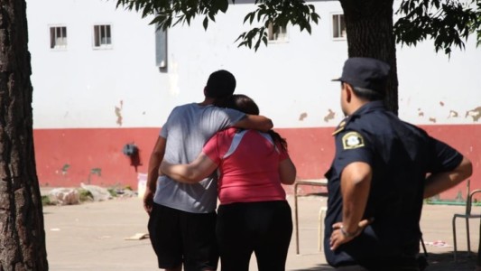 "Mi nieta está asustada y llora", dijo el abuelo de una de las niñas internadas en Chascomús