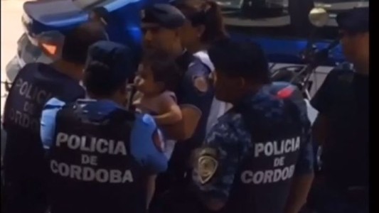 Robaron un auto con una beba adentro: el ladrón la abandonó y está a salvo