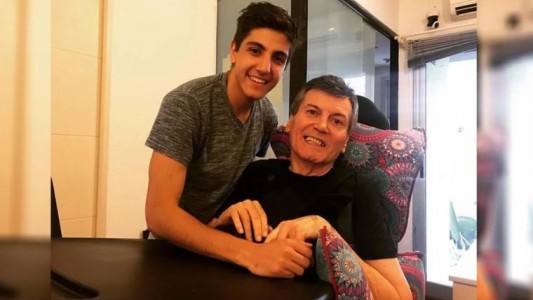 Dieron de alta a Carlín Calvo y se recupera en su casa