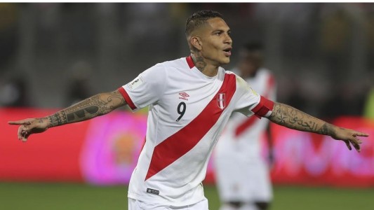 En medio de una dura campaña electoral, Boca admite su interés por Paolo Guerrero