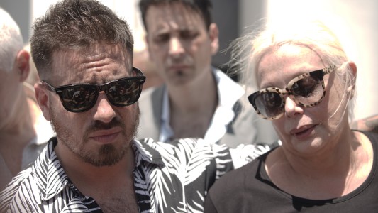 Dolor en el último adiós a Santiago Bal en el cementerio de la Chacarita