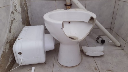 Vandalizaron el Club Escuela Presidente Roca