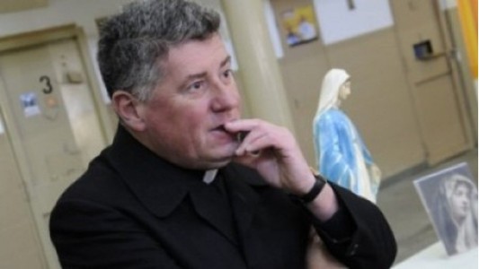 Un cura acusado de abusos infantiles se quitó la vida en Caritas