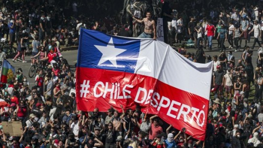 "Chile despertó": un espectáculo sobre el estallido social en ese país