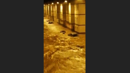 VIDEO: tremenda inundación deja autos flotando en España