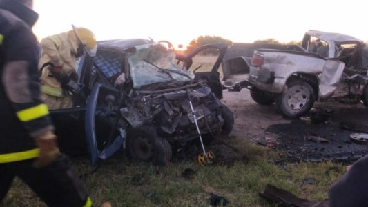 Rutas trágicas: siete personas murieron en un choque