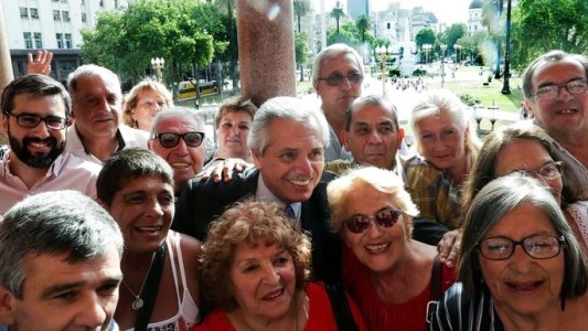 ANSES adelantó el pago del bono extraordinario para jubilados y beneficiarios de la AUH