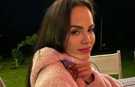 VIDEO: el loco festejo de Natti Natasha cantando un tema de Don Omar en un bote a toda velocidad