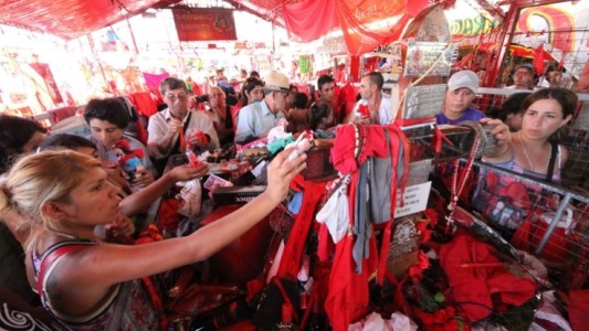 Esperan que 300 mil devotos lleguen al santuario correntino del Gauchito Gil