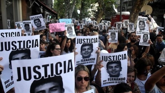 "Ley Fernando", el nuevo proyecto que busca aplicar la mano prohibida a los rugbiers