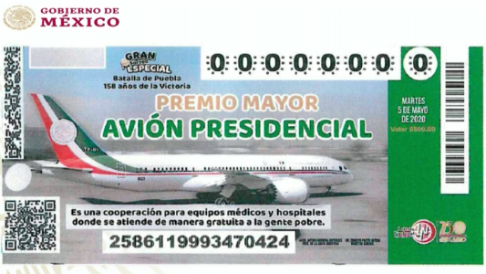 Insólito: rifan el lujoso avión presidencial mexicano