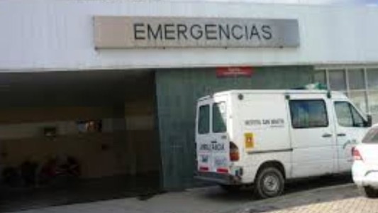 Insólito: un paciente del Hospital San Martín de Paraná fue detenido tras robar una ambulancia