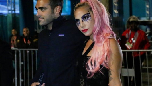 Lady Gaga presentó a su novio novio, Michael Polansky, en la celebración del Super Bowl