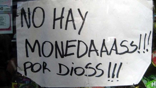 La joven británica que se volvió viral por describir a los porteños: besos lavarropas, telos y juegos sexuales