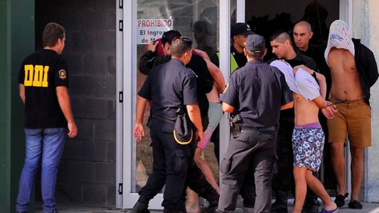 Burlando anticipó que hay más pruebas que complican a los rugbiers